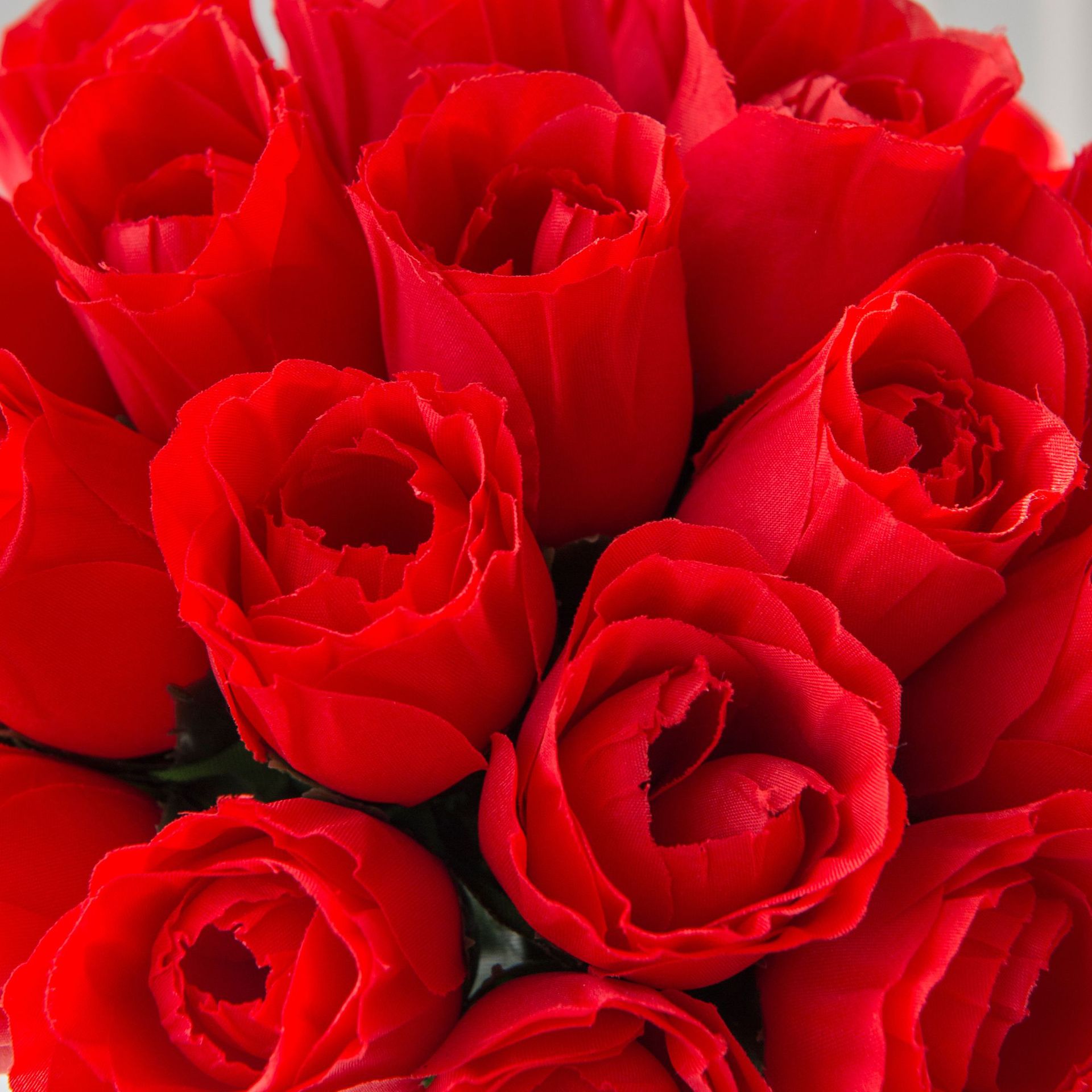 Artificial Silk Rose Flower Stem – Faux Floral Decor for Wedding & Home (36cm)