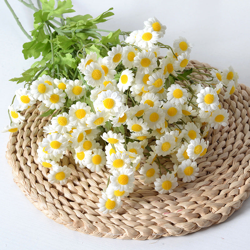 Artificial Silk Flower Stem – Decorative Faux Floral for Home, Wedding & Event Decor (52cm)